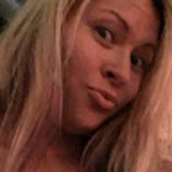 Meet your Posher, Crystal - Picture 1 of 1